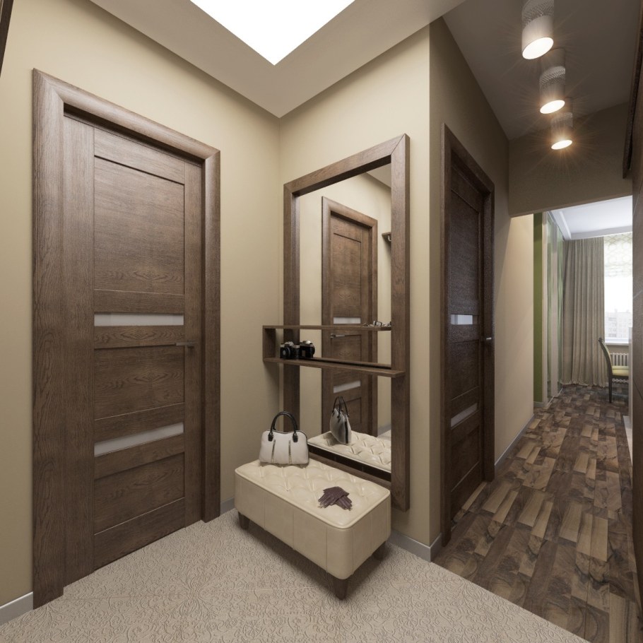 Коридор с дверями в ванную и туалет