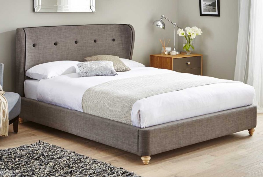 Красиво заправленная кровать