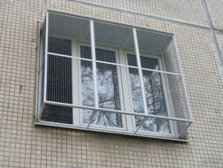 Решетки антикошка на окна