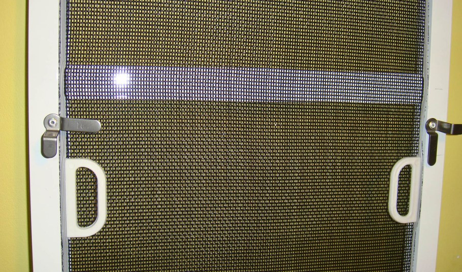 Сетка антикошка и от комаров