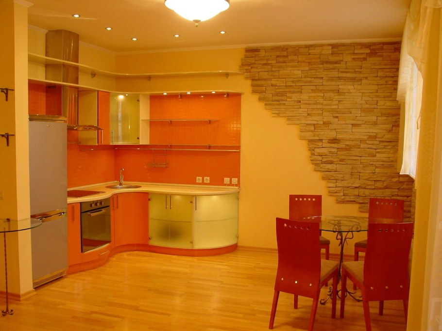 Отделка кухни в оранжевом цвете