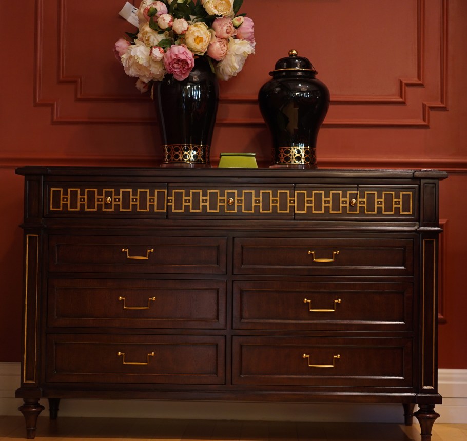 Комод Жозефина