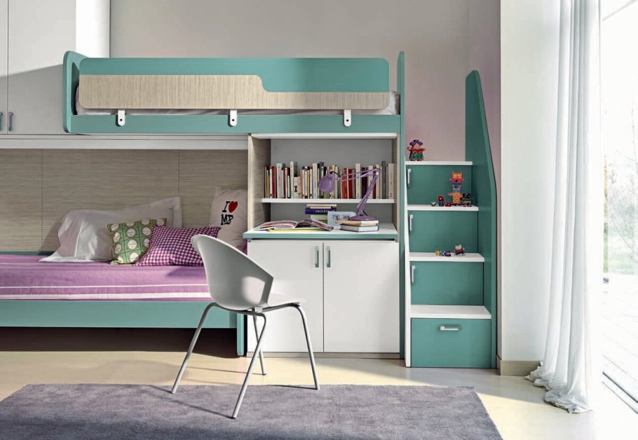 Спальня с двухъярусной кроватью