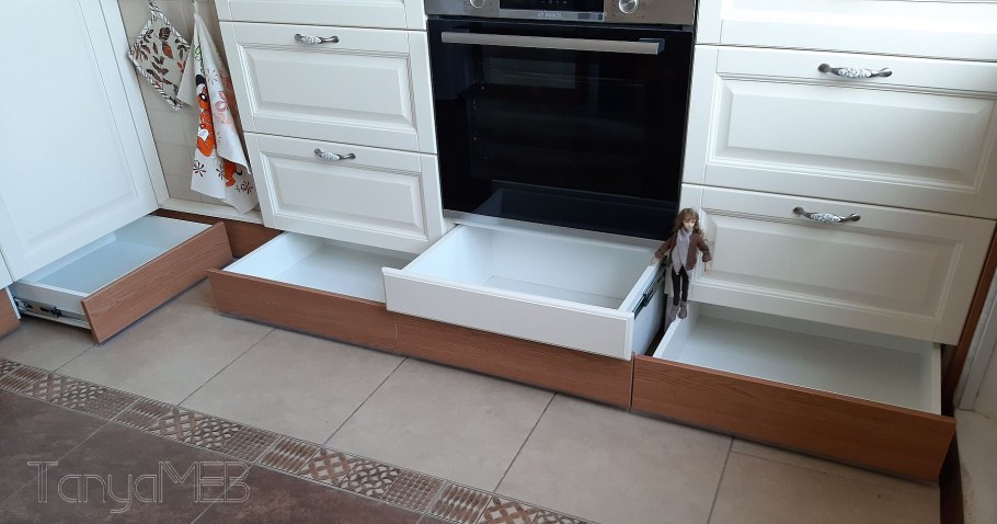 Цокольный ящик orga-Box 220(с направляющими Quadro v6)