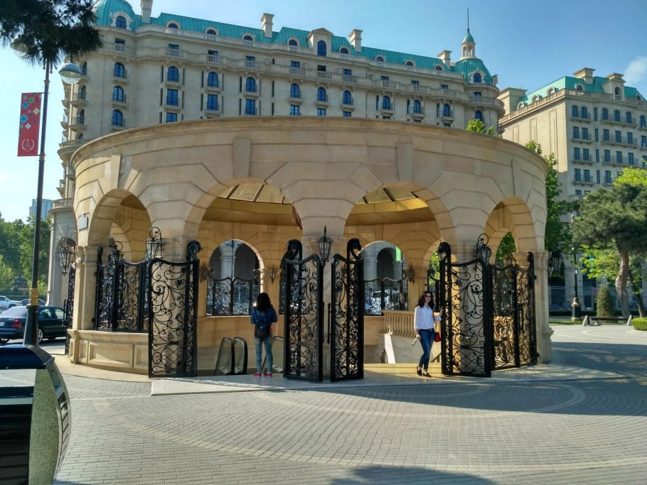 Здание мэрии Баку