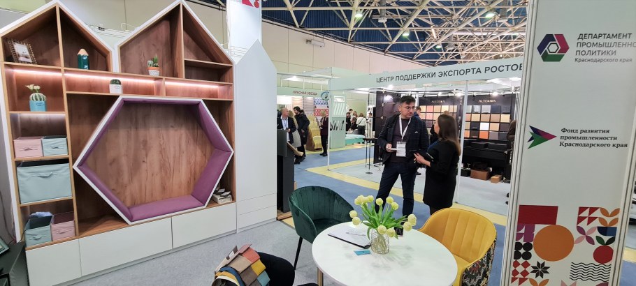 Московская мебельная выставка