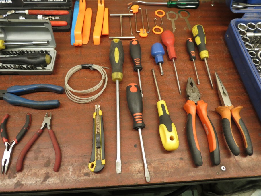 Ручной инструмент