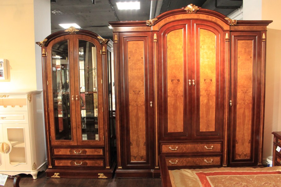 Итальянский спальный гарнитур tempor массив дерева