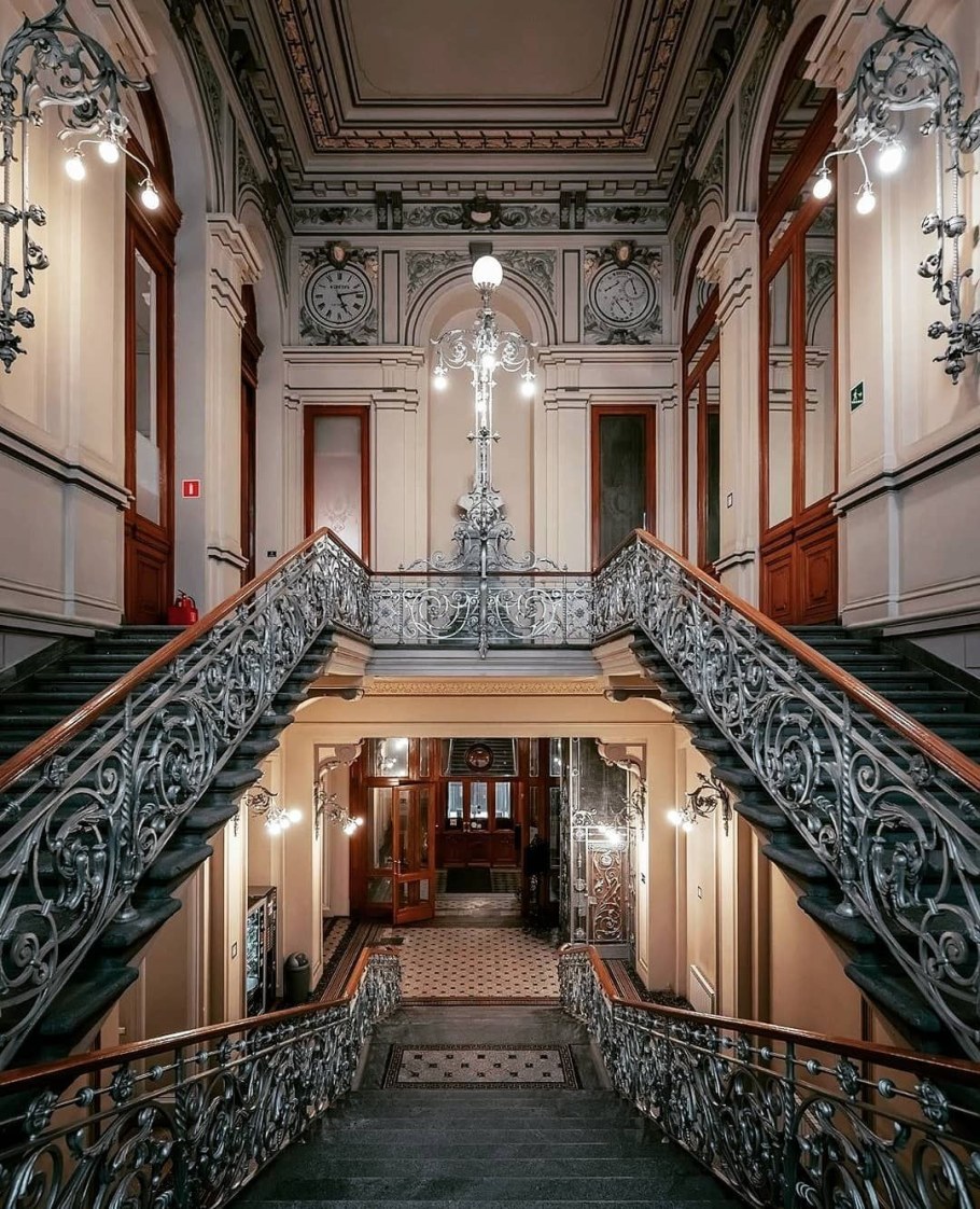 Канал Грибоедова 13 парадная