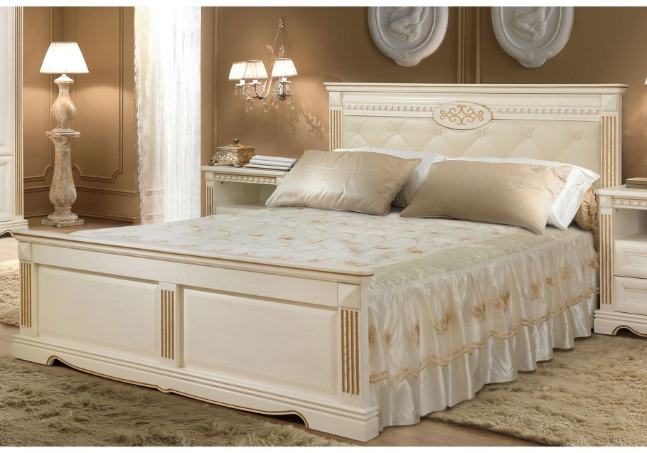 Кровать Афина с мягким изголовьем