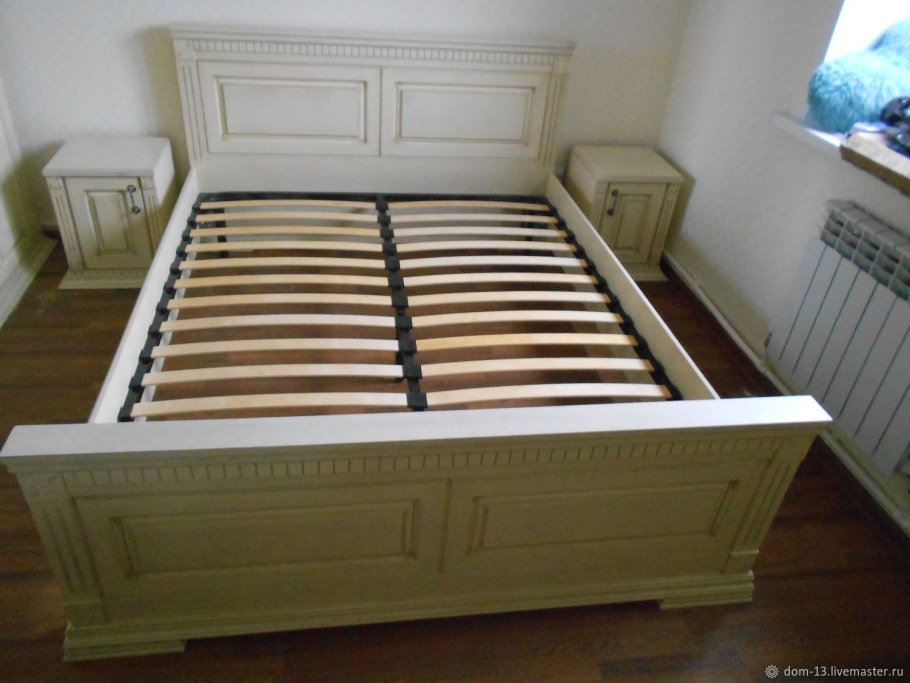 Деревянные кровати из массива