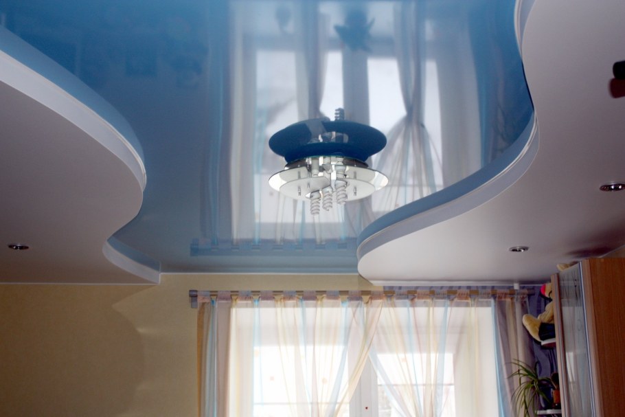 Двухуровневый потолок волна