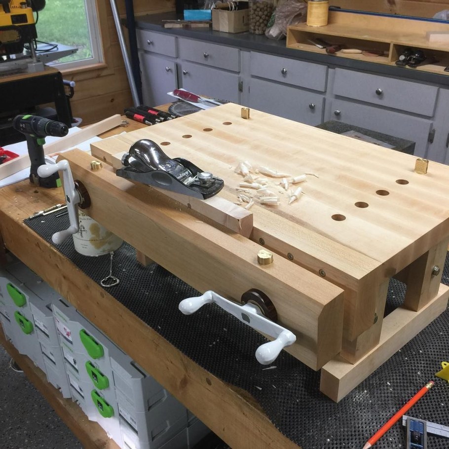 Верстак Чака Хедлунда