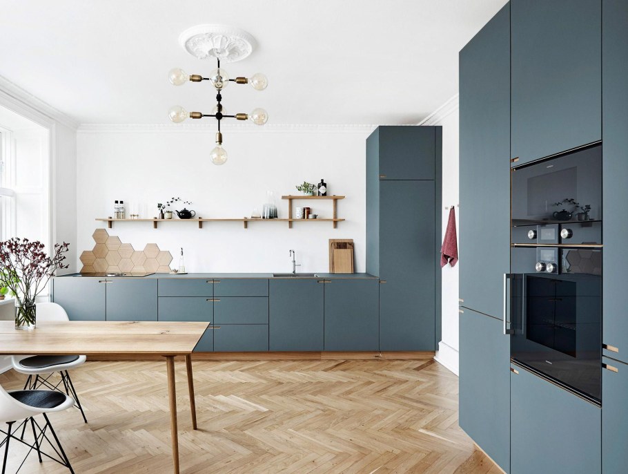 Кухни без навесных шкафов в интерьере