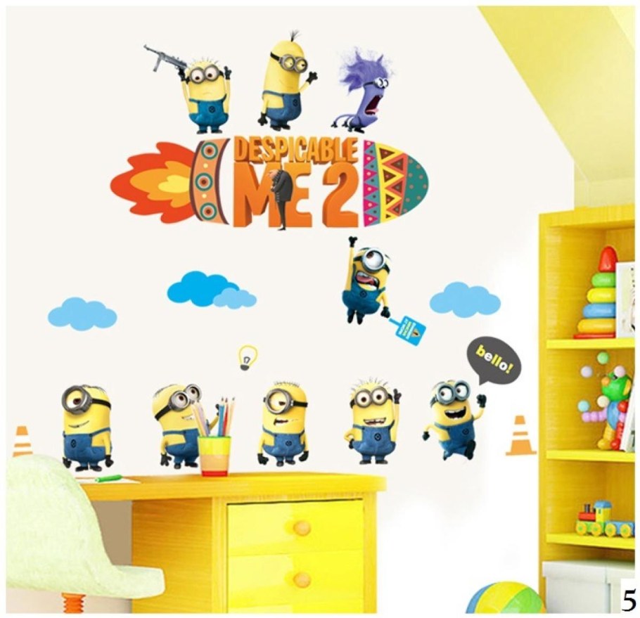 Наклейки на стену Миньоны