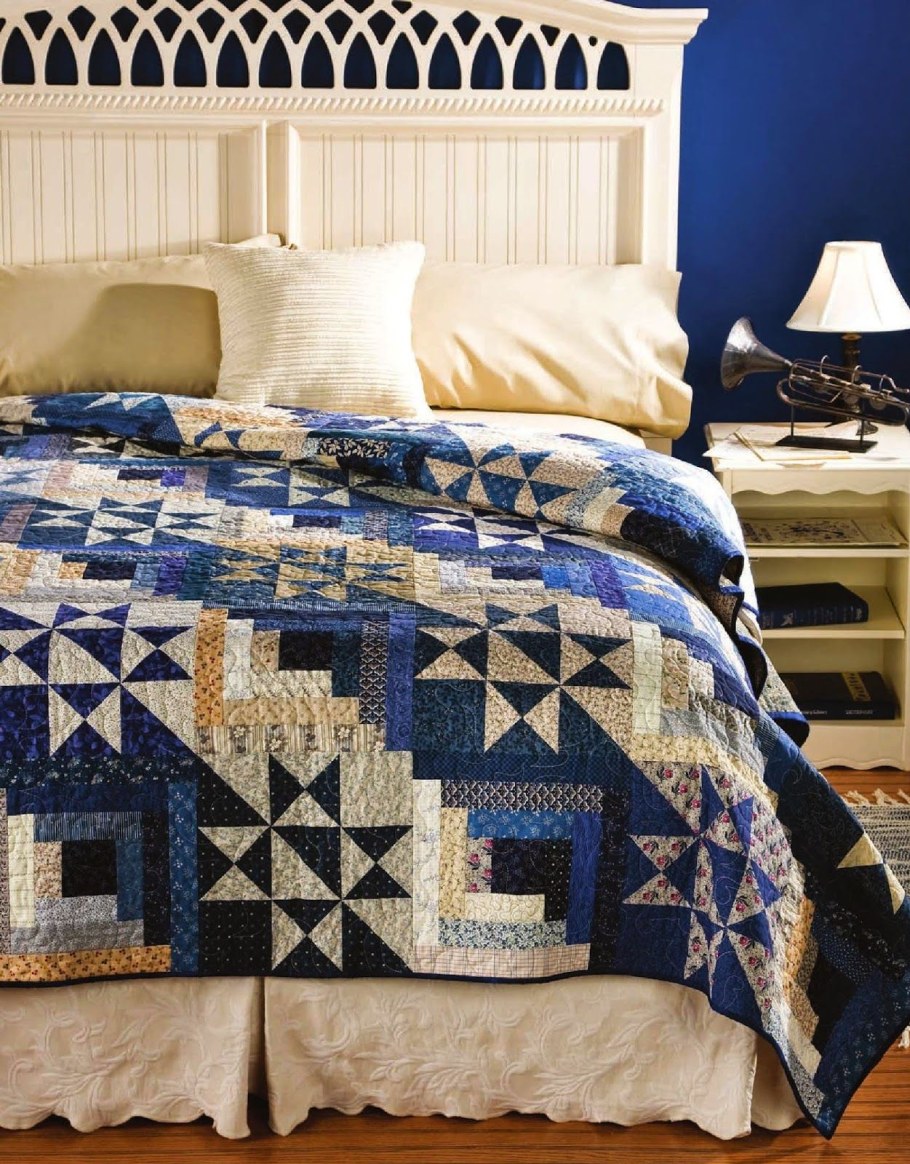 Покрывало на кровать в стиле пэчворк в синих тонах