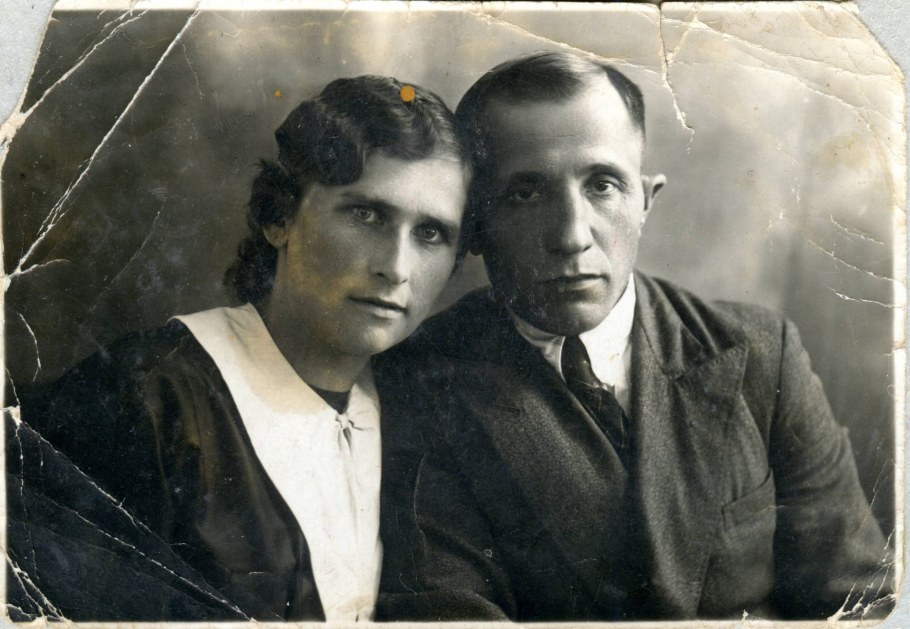 Спальный гарнитур Амели белый глянец ТРИЯ