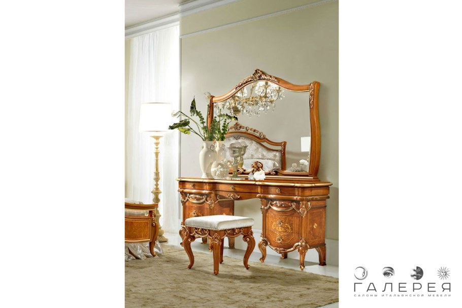 Туалетный столик Италия