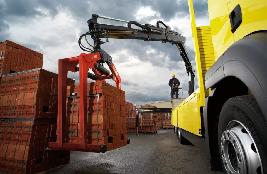 Манипуляторы погрузочные и разгрузочные