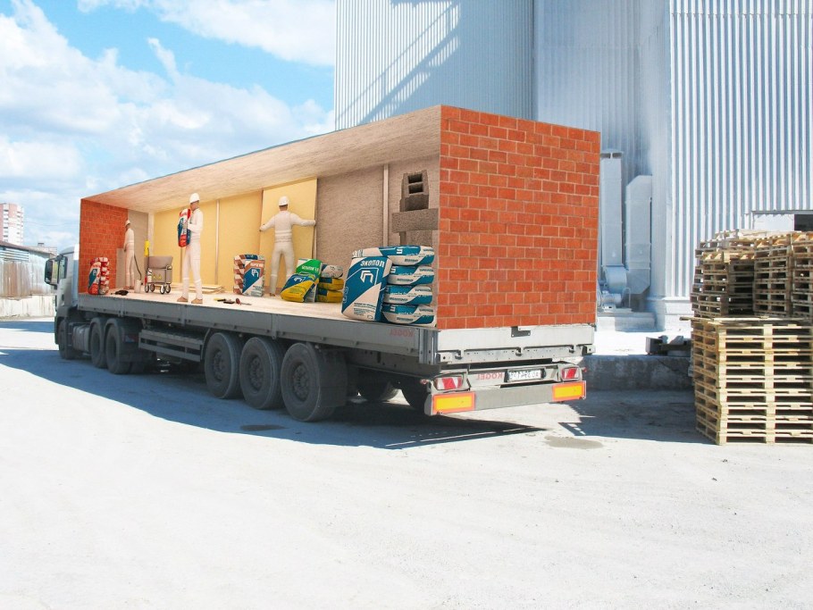 Машина для перевозки стройматериалов