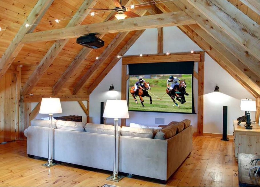 Мансарда под двускатной крышей