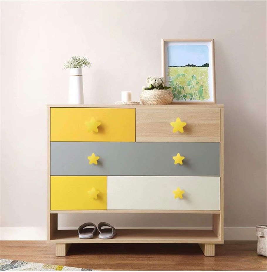 Ручки для мебели в детскую