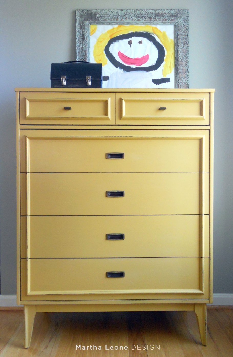 Комод цветной