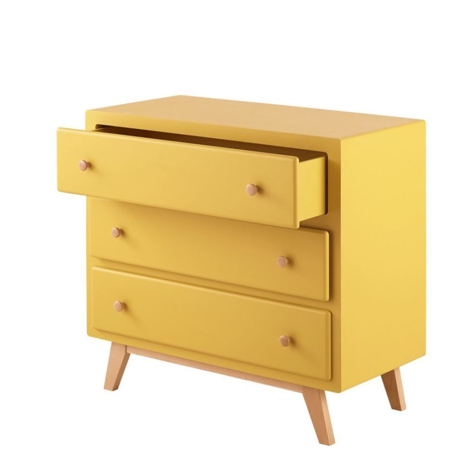 Желтый комод маленький