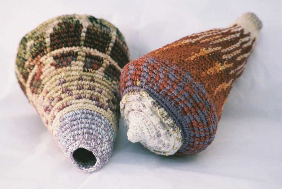 Что лучше связать крючком художнику