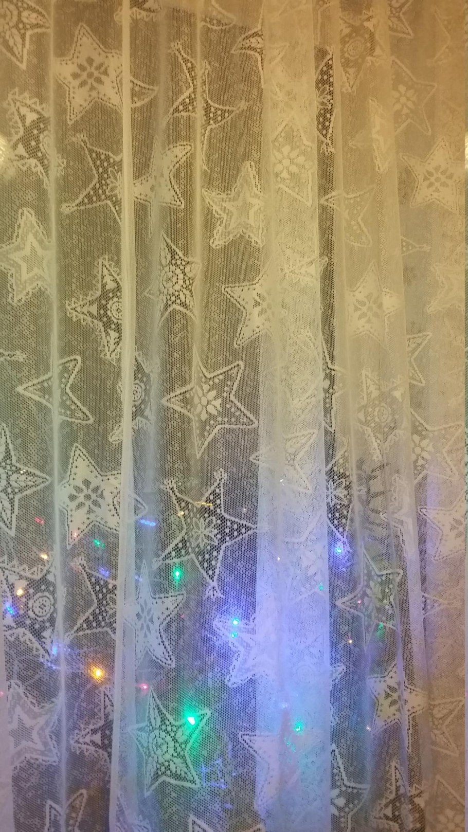 Тюль со снежинками