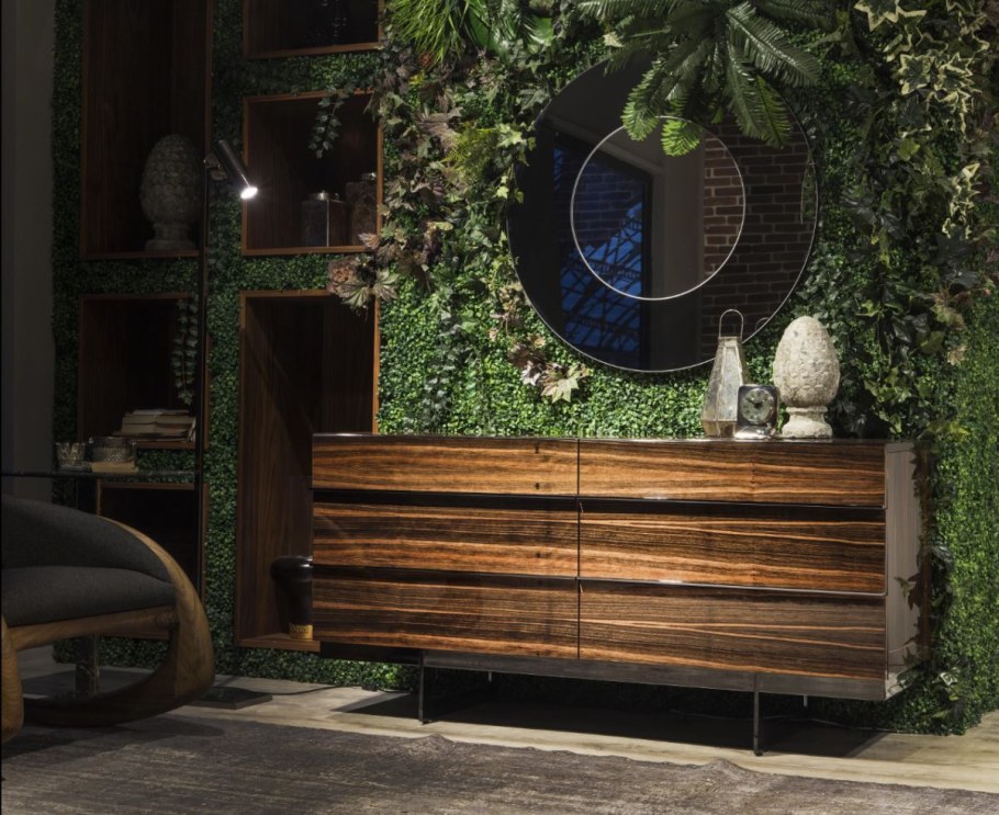 Эбеновая мебель