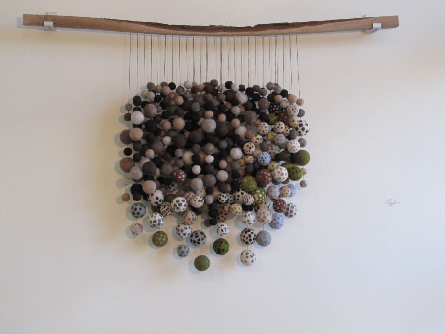 Изделия из шерсти в интерьере