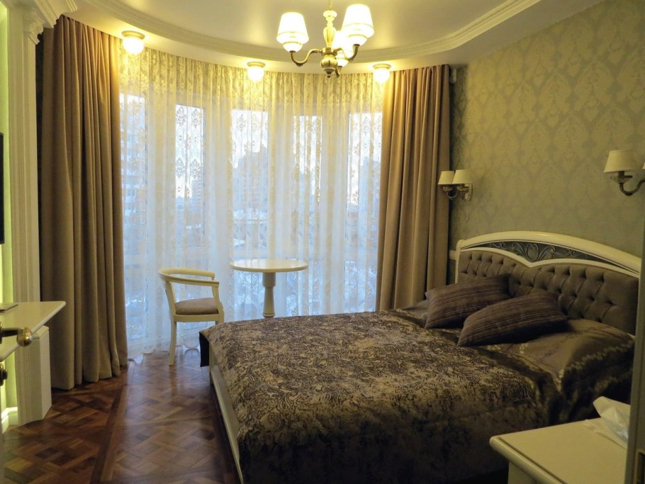 Спальня в салатовых тонах