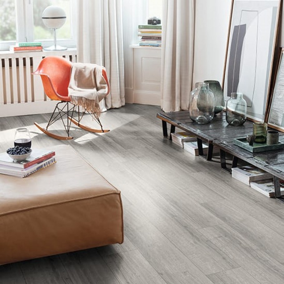 Ламинат Egger Pro Classic дуб Шерман светло-серый EPL 205