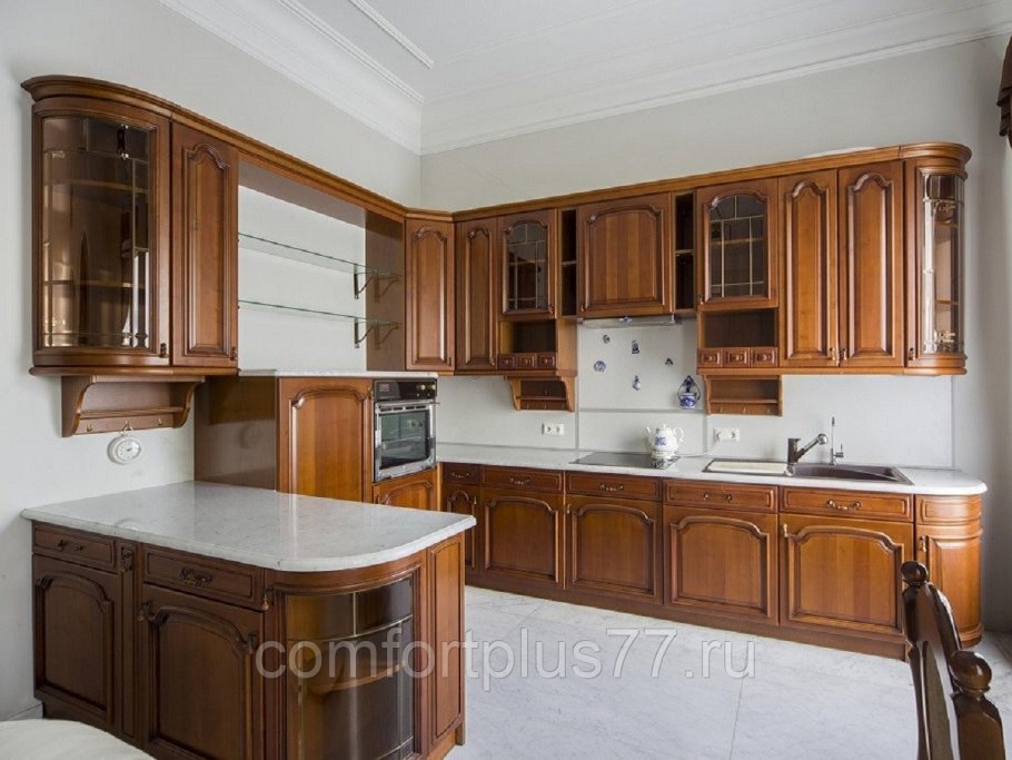 Кухня из массива дерева