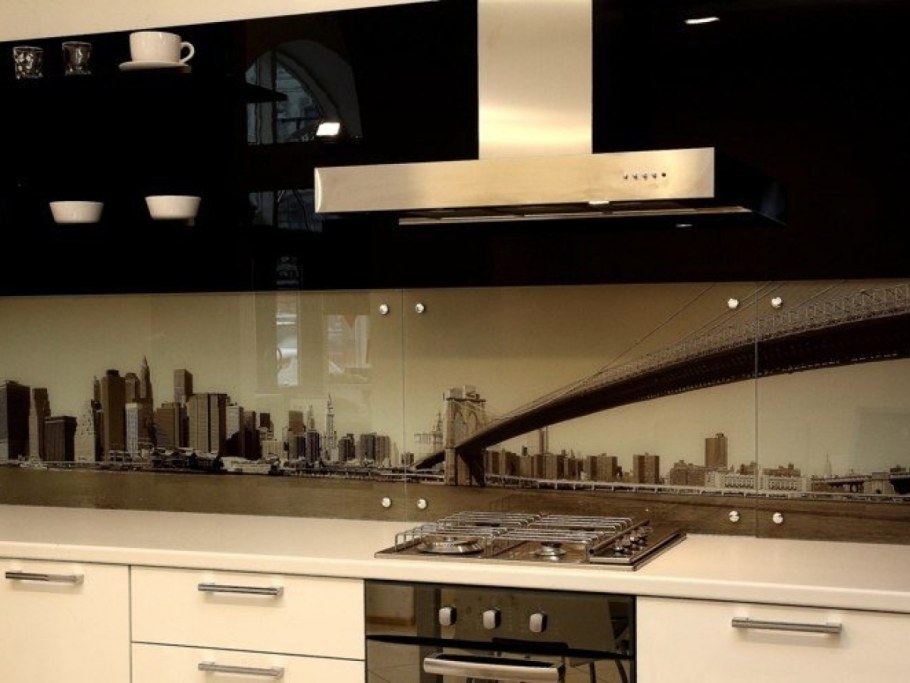 Кухонный фартук из стекла с фотопечатью