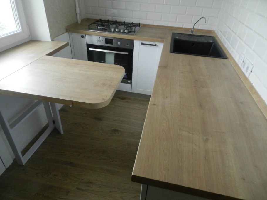 Монтаж столешницы на кухне