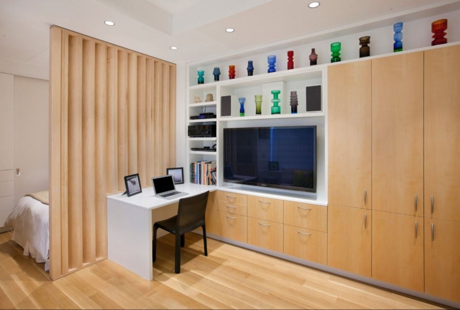 Шкаф для разделения комнаты на зоны