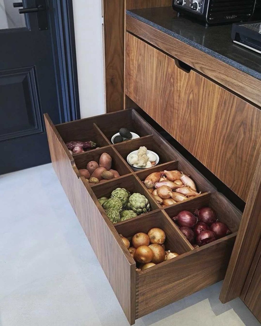 Доводчик для ящика FGV