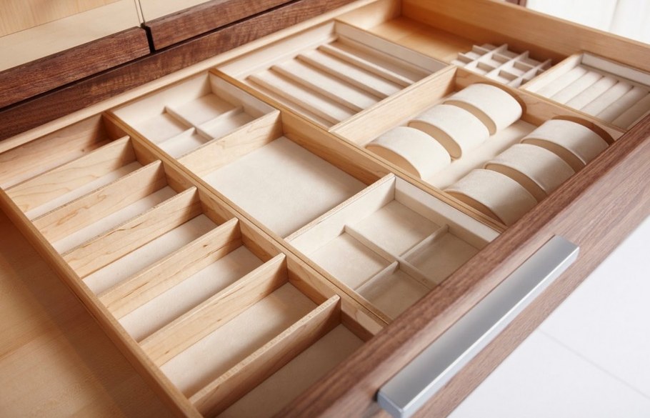 Деревянный ящик