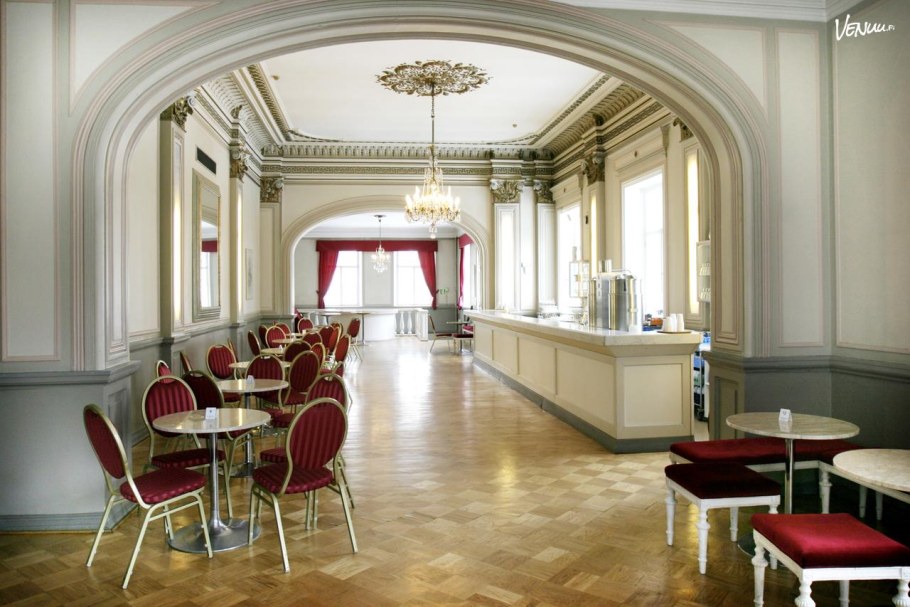 Александровский театр Хельсинки