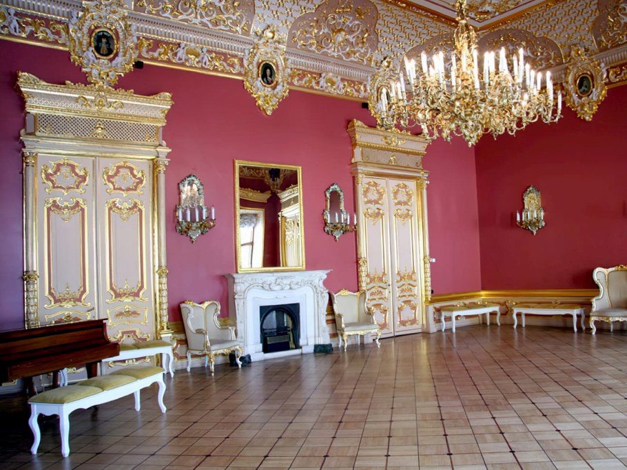 Нижний Тагил драмтеатр буфет