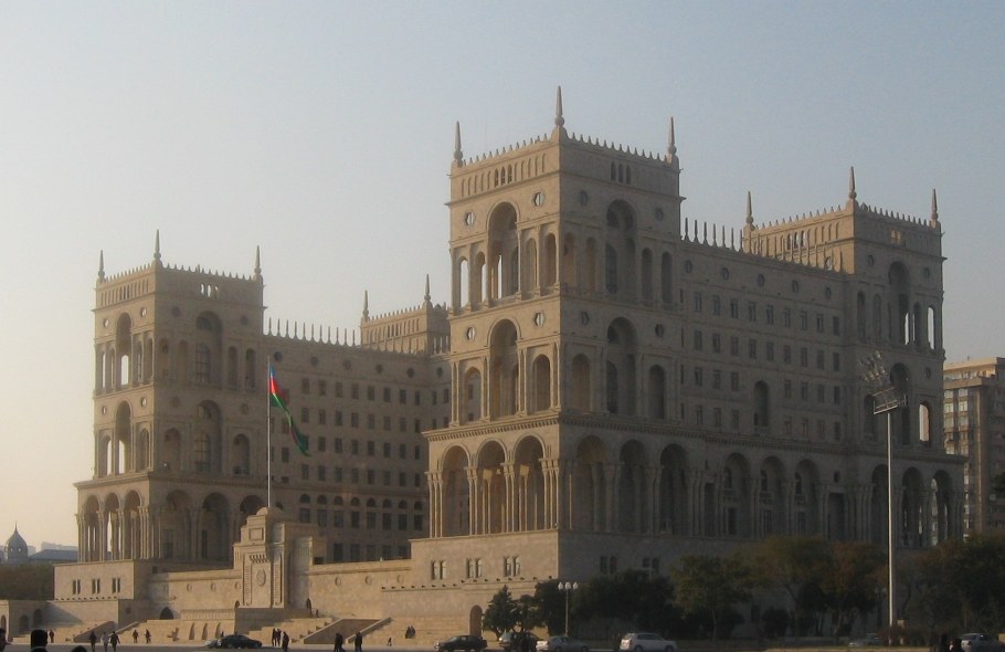 Дом правительства Азербайджана в Баку