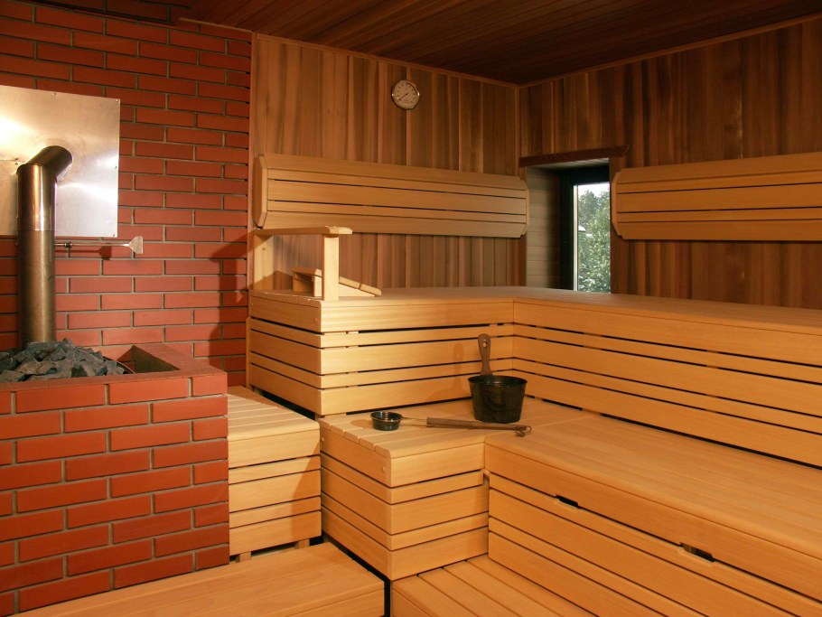 Полки в бане