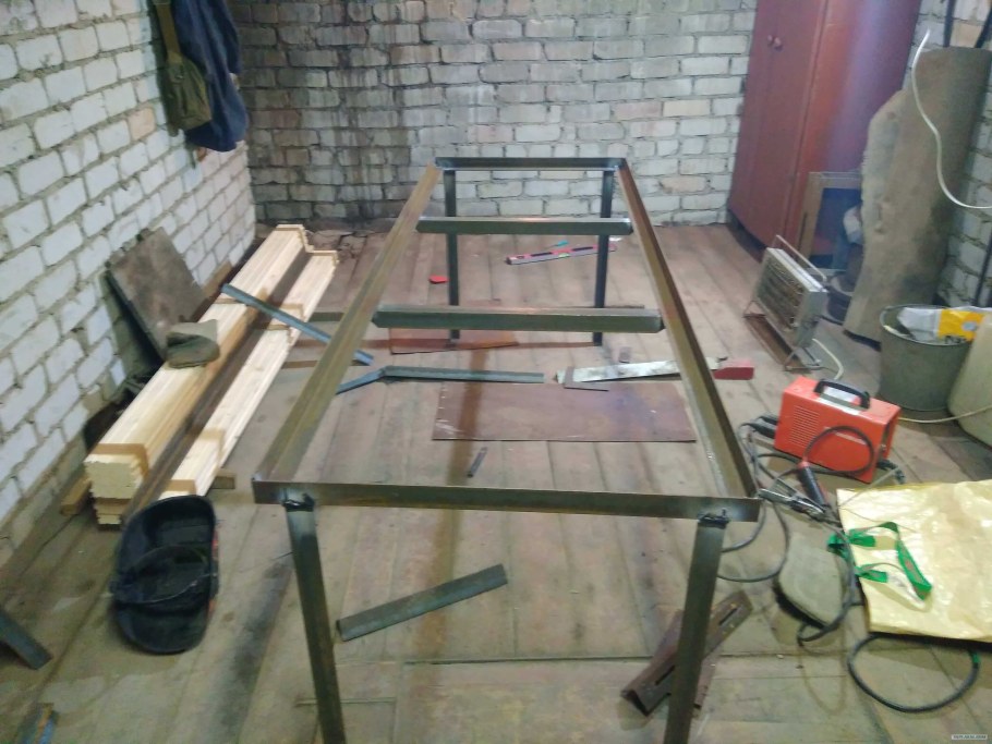 Верстак из уголка 50х50х5