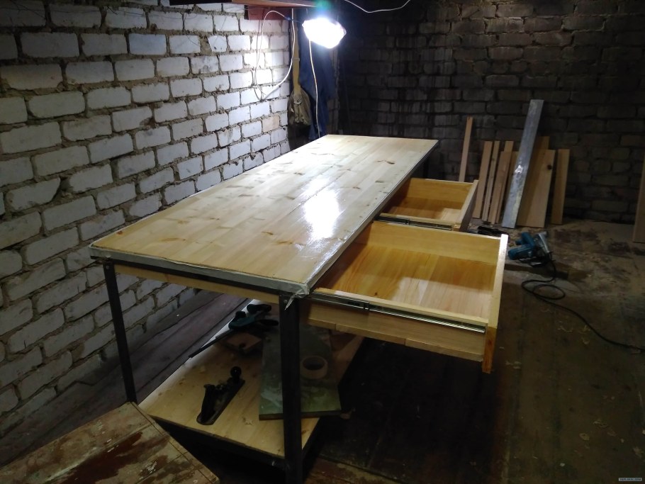Раскладной верстак в гараж