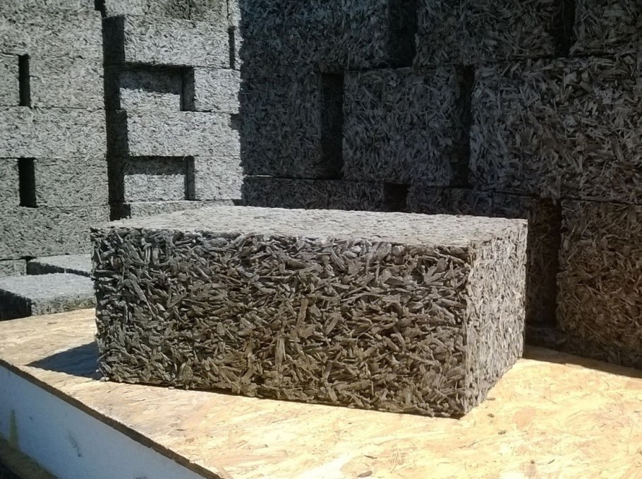 Строительный блок арболит