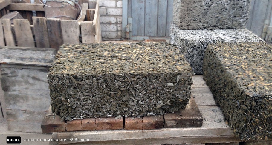Арболитовый блок мелкая щепа