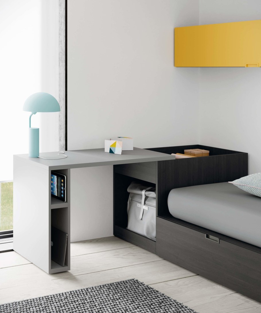 Компактная кровать