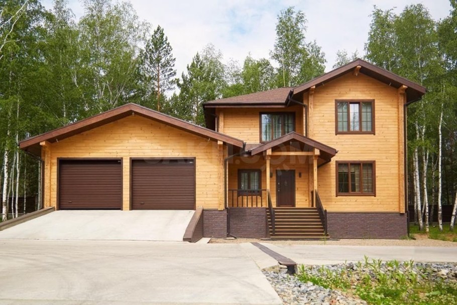 Загородный дом с гаражом
